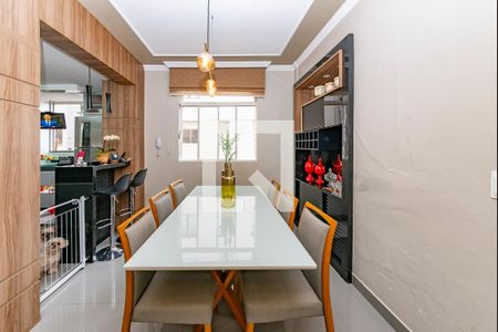 Sala 2 de apartamento para alugar com 3 quartos, 94m² em Nova Suíssa, Belo Horizonte