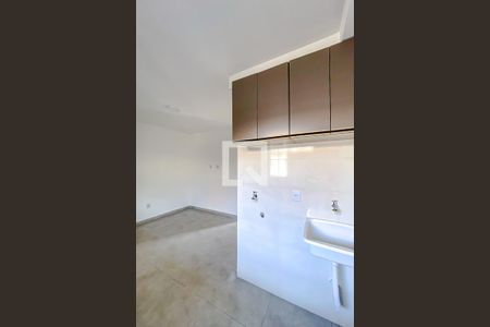 Apartamento para alugar com 28m², 1 quarto e sem vagaÁrea de Serviço
