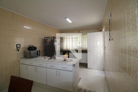 Casa à venda com 180m², 4 quartos e 3 vagasCozinha