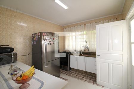 Casa à venda com 180m², 4 quartos e 3 vagasCozinha