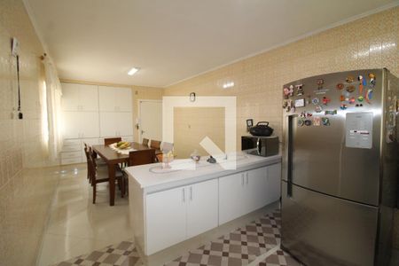 Casa à venda com 180m², 4 quartos e 3 vagasCozinha