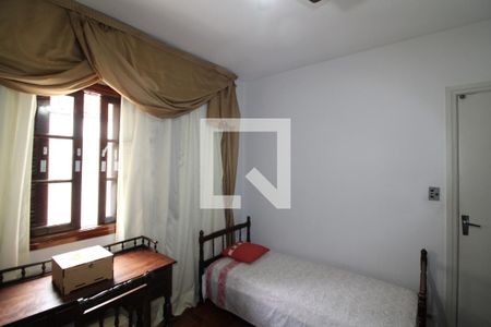 Casa à venda com 180m², 4 quartos e 3 vagasQuarto 3