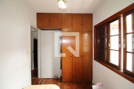 Casa à venda com 180m², 4 quartos e 3 vagasQuarto 2