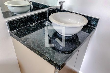 Apartamento para alugar com 28m², 1 quarto e sem vagaBanheiro da Suíte