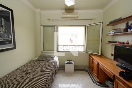 Casa à venda com 1100m², 4 quartos e 5 vagasQuarto 3