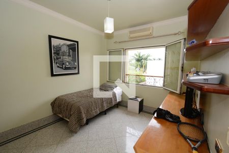 Casa à venda com 1100m², 4 quartos e 5 vagasQuarto 3