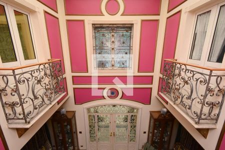 Casa à venda com 1100m², 4 quartos e 5 vagasHall do piso superior