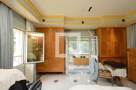 Casa à venda com 1100m², 4 quartos e 5 vagasSuíte master