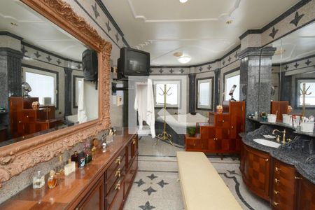 Casa à venda com 1100m², 4 quartos e 5 vagasBanheiro da Suíte master