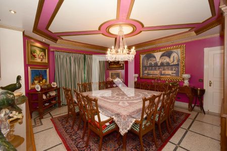 Casa à venda com 1100m², 4 quartos e 5 vagasSala de Jantar