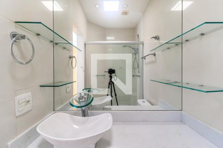 Apartamento à venda com 175m², 3 quartos e 3 vagasBanheiro da Suíte 1