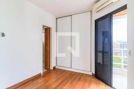 Apartamento à venda com 175m², 3 quartos e 3 vagasSuíte 3