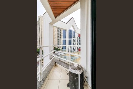 Apartamento à venda com 175m², 3 quartos e 3 vagasVaranda da Suíte 3