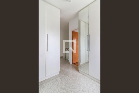 Apartamento à venda com 175m², 3 quartos e 3 vagasHall Suítes