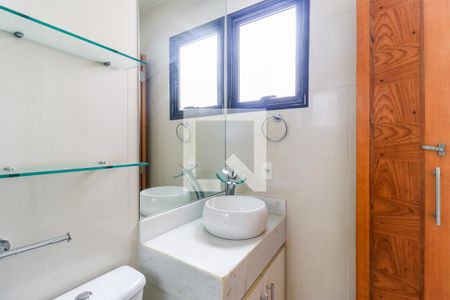 Apartamento à venda com 175m², 3 quartos e 3 vagasBanheiro da Suíte 2