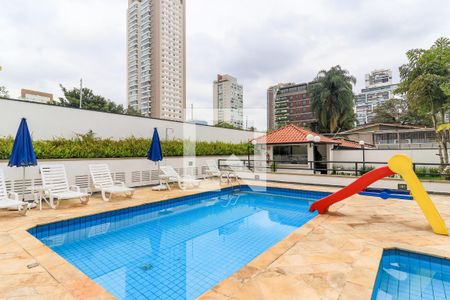 Apartamento à venda com 175m², 3 quartos e 3 vagasÁrea comum - Piscina