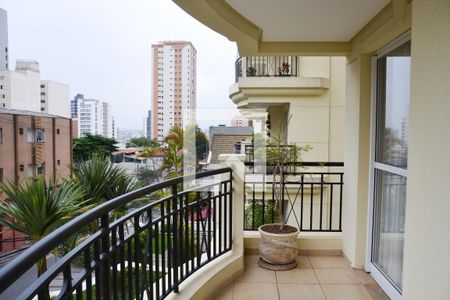 Apartamento à venda com 153m², 3 quartos e 3 vagasVaranda