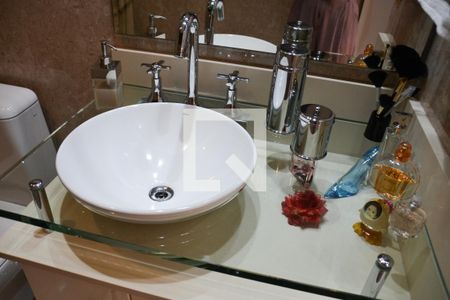 Apartamento à venda com 153m², 3 quartos e 3 vagasBanheiro 2