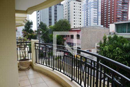 Apartamento à venda com 153m², 3 quartos e 3 vagasVaranda