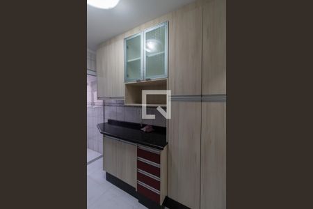 Apartamento à venda com 72m², 3 quartos e 1 vaga Apartamento à venda com 72m², 3 quartos e 1 vagaCozinha e Área de Serviço