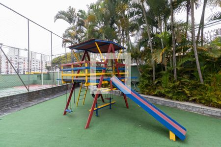 Apartamento à venda com 72m², 3 quartos e 1 vaga Apartamento à venda com 72m², 3 quartos e 1 vagaÁrea Comum - Playground