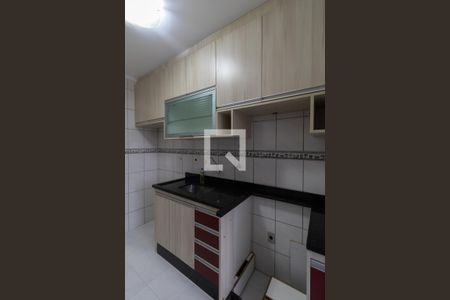 Apartamento à venda com 72m², 3 quartos e 1 vaga Apartamento à venda com 72m², 3 quartos e 1 vagaCozinha e Área de Serviço