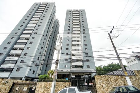 Apartamento à venda com 65m², 3 quartos e 2 vagasFachada