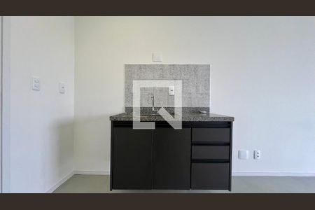 Cozinha de kitnet/studio para alugar com 1 quarto, 27m² em Pinheiros, São Paulo