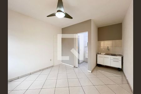 Studio para alugar com 20m², 1 quarto e 1 vagaSala/Quarto