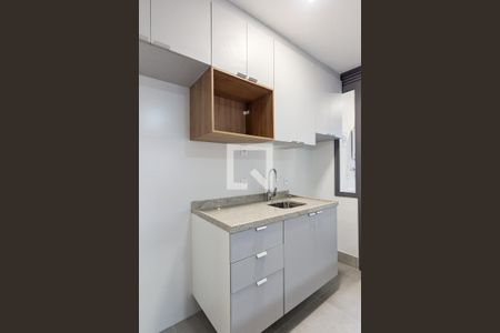 Cozinha de apartamento para alugar com 2 quartos, 72m² em Itaim Bibi, São Paulo