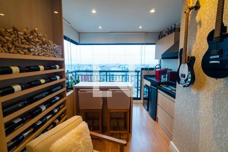 Sacada de apartamento à venda com 2 quartos, 67m² em Vila Santa Catarina, São Paulo