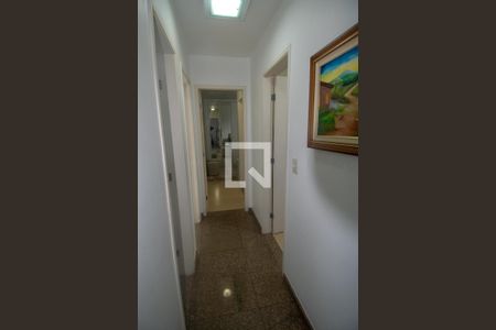 Corredor de apartamento à venda com 3 quartos, 114m² em Jardim Guanabara, Rio de Janeiro