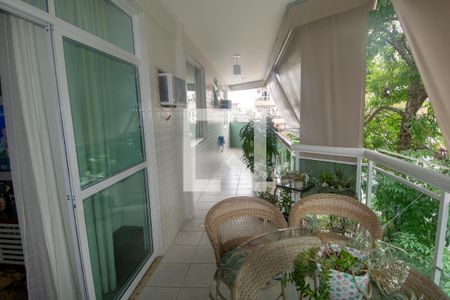 Varanda de apartamento à venda com 3 quartos, 114m² em Jardim Guanabara, Rio de Janeiro