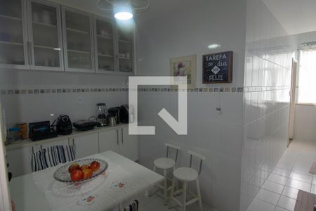 Apartamento à venda com 114m², 3 quartos e 3 vagasCozinha