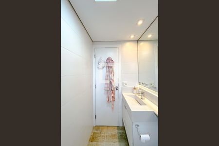 Apartamento à venda com 67m², 2 quartos e 1 vagaBanheiro da Suíte