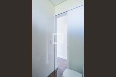 Casa de condomínio para alugar com 153m², 3 quartos e 2 vagas Casa de condomínio para alugar com 153m², 3 quartos e 2 vagasBanheiro da Suíte 3