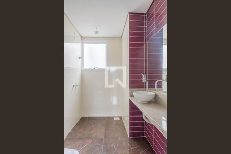 Casa de condomínio para alugar com 153m², 3 quartos e 2 vagas Casa de condomínio para alugar com 153m², 3 quartos e 2 vagasBanheiro da Suíte 2