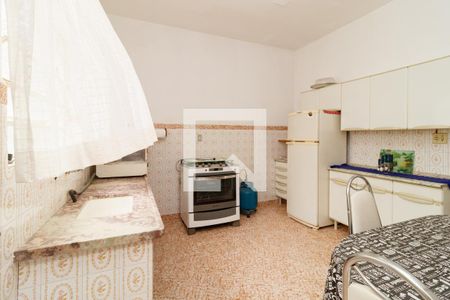 Casa à venda com 133m², 2 quartos e sem vaga Casa à venda com 133m², 2 quartos e sem vagaCozinha