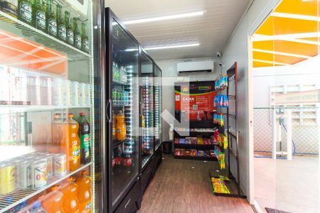 Apartamento para alugar com 38m², 2 quartos e sem vagaMini Mercado