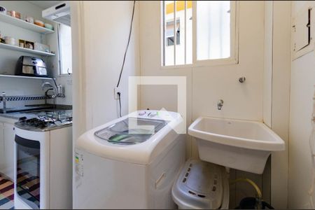 Apartamento para alugar com 55m², 3 quartos e 1 vagaÁrea de serviço