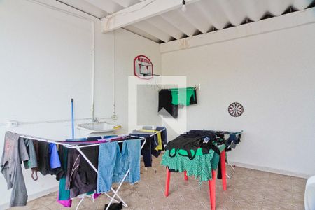 Casa à venda com 100m², 2 quartos e 1 vaga Casa à venda com 100m², 2 quartos e 1 vagaÁrea de Serviço