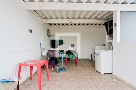 Casa à venda com 100m², 2 quartos e 1 vaga Casa à venda com 100m², 2 quartos e 1 vagaÁrea de Serviço