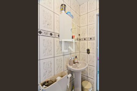 Casa à venda com 100m², 2 quartos e 1 vaga Casa à venda com 100m², 2 quartos e 1 vagaBanheiro