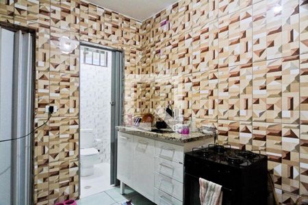 Casa à venda com 100m², 2 quartos e 1 vaga Casa à venda com 100m², 2 quartos e 1 vagaCozinha