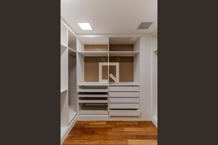 Apartamento à venda com 300m², 3 quartos e 2 vagasCloset Suíte
