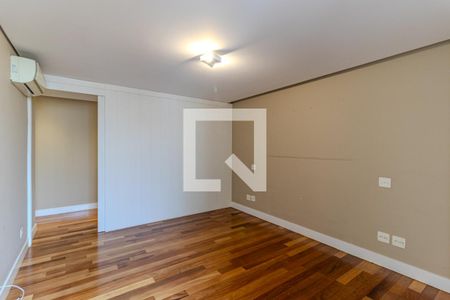 Apartamento à venda com 300m², 3 quartos e 2 vagasSuíte
