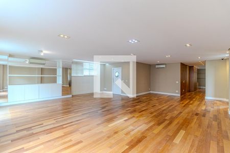 Apartamento à venda com 300m², 3 quartos e 2 vagasSala