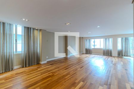 Apartamento à venda com 300m², 3 quartos e 2 vagasSala