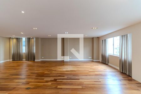 Apartamento à venda com 300m², 3 quartos e 2 vagasSala