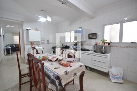 Casa à venda com 340m², 4 quartos e 1 vagaCozinha